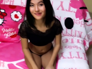 Japanese AV Model foot fetish porn scenes on cam